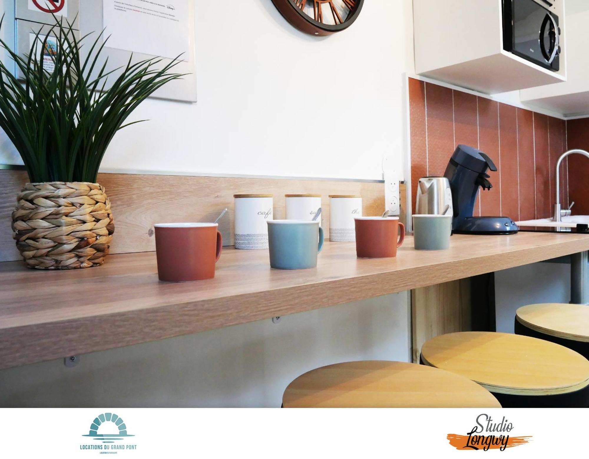 Locations Du Grand Pont - Appart Hotel Poitiers - Futuroscope シャッスヌイユ・デュ・ポワト エクステリア 写真